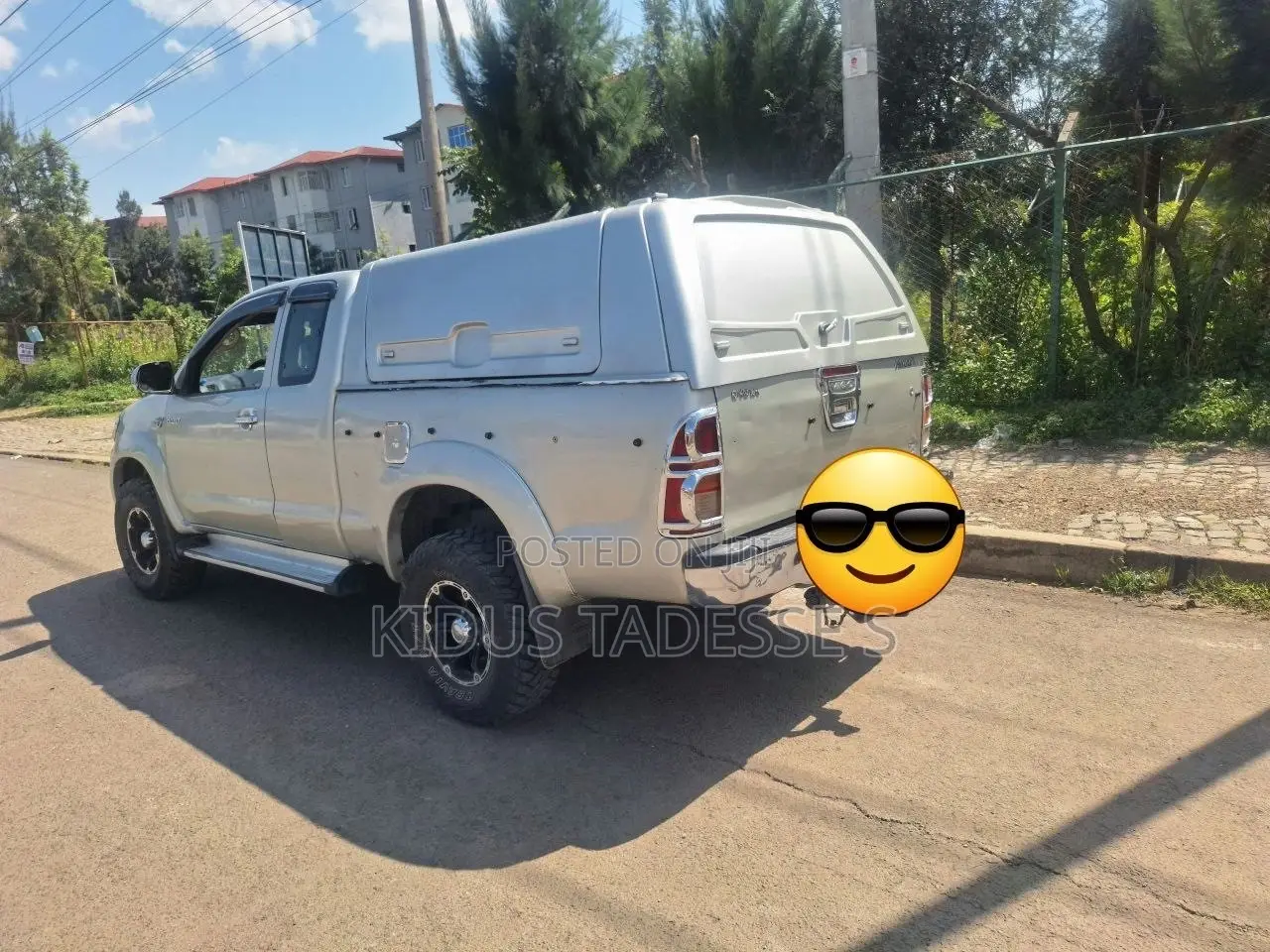 Toyota Hilux 2.5 D-4D 4X4 SRX 2011 Silver