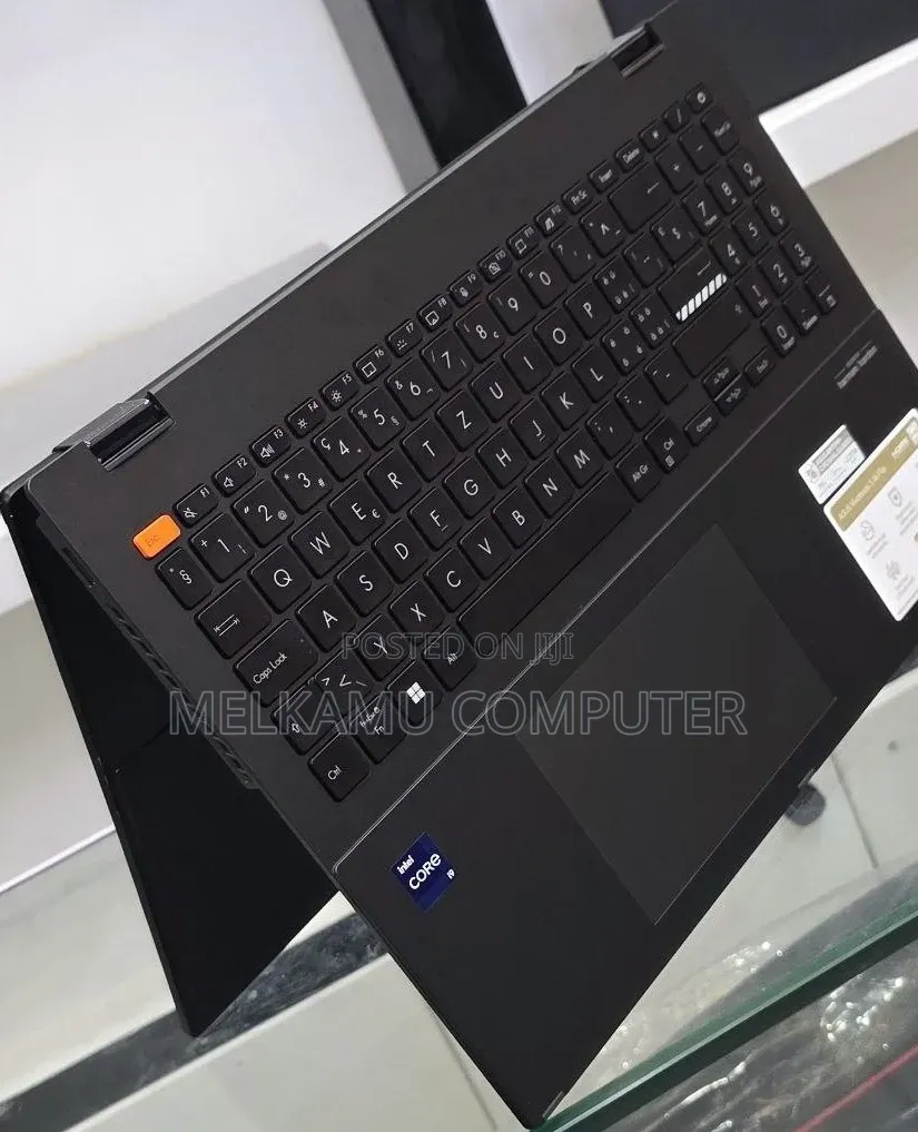 New Laptop Asus Vivobook 16 16GB Intel Core i9 SSD 1T