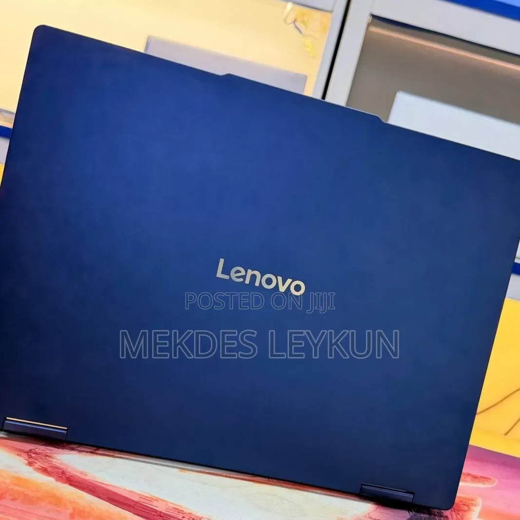 New Laptop Lenovo Yoga 7i 16GB Intel Core i7 SSD 512GB