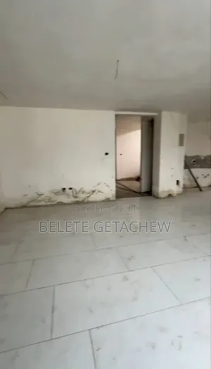 3bdrm Apartment in Bole Medhanialem, for sale