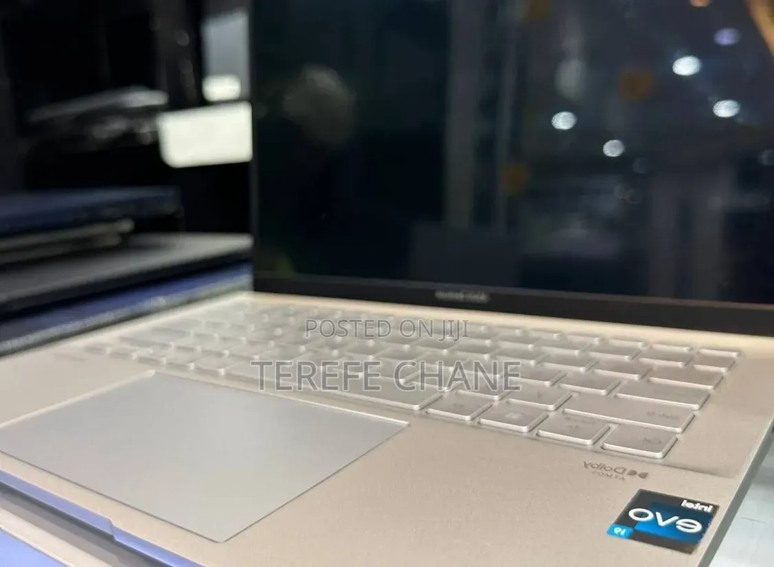 New Laptop Asus Zenbook 14 16GB Intel Core i9 SSD 512GB