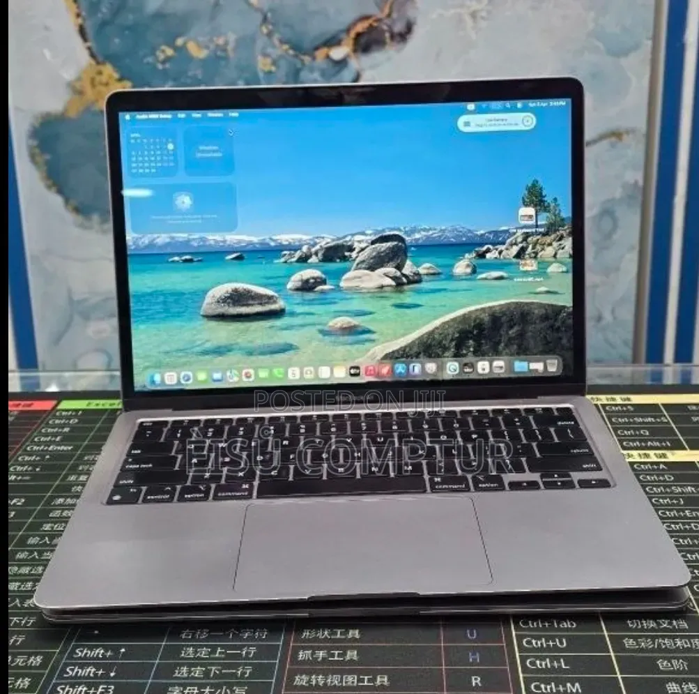 New Laptop Apple MacBook Air 2020 M1 8GB Apple M1 SSD 256GB