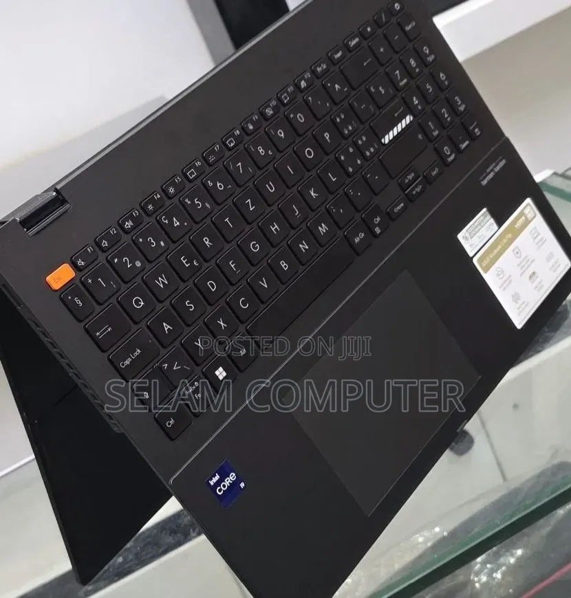 New Laptop Asus VivoBook 15 X505BA 16GB Intel Core i9 SSD 1T