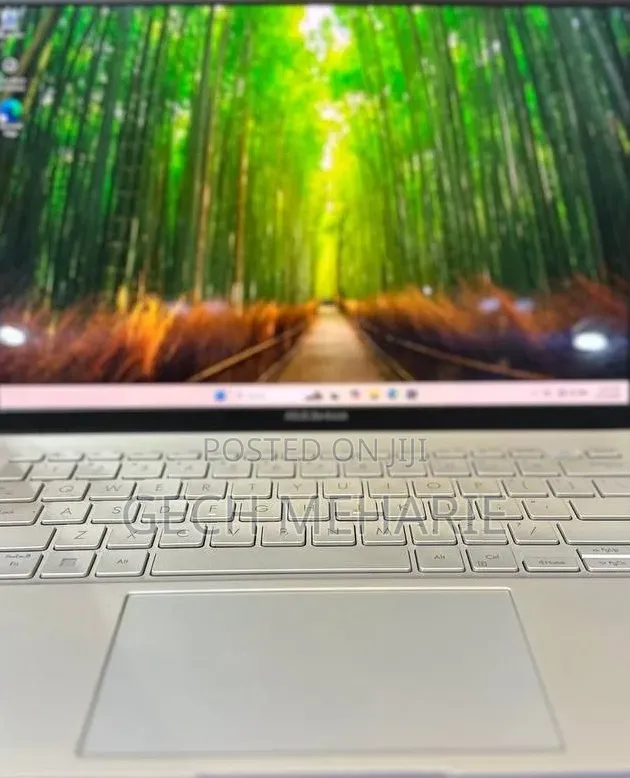 New Laptop Asus Zenbook S 14 OLED 16GB Intel Core i9 SSD 512GB