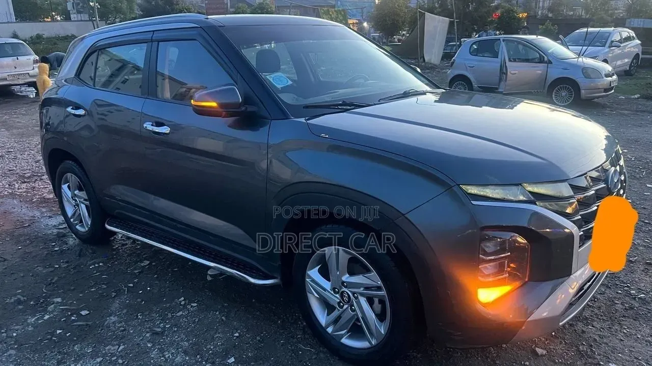 Hyundai Creta 2023 Silver