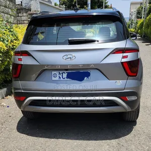 Hyundai Creta 2023 Silver