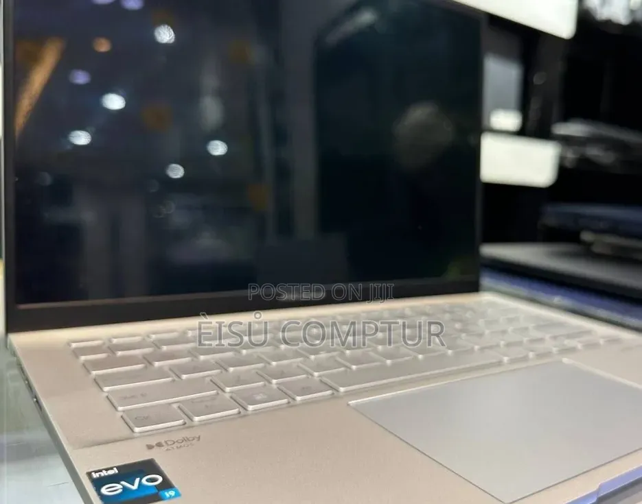 New Laptop Asus Zenbook 14 16GB Intel Core i9 SSD 512GB