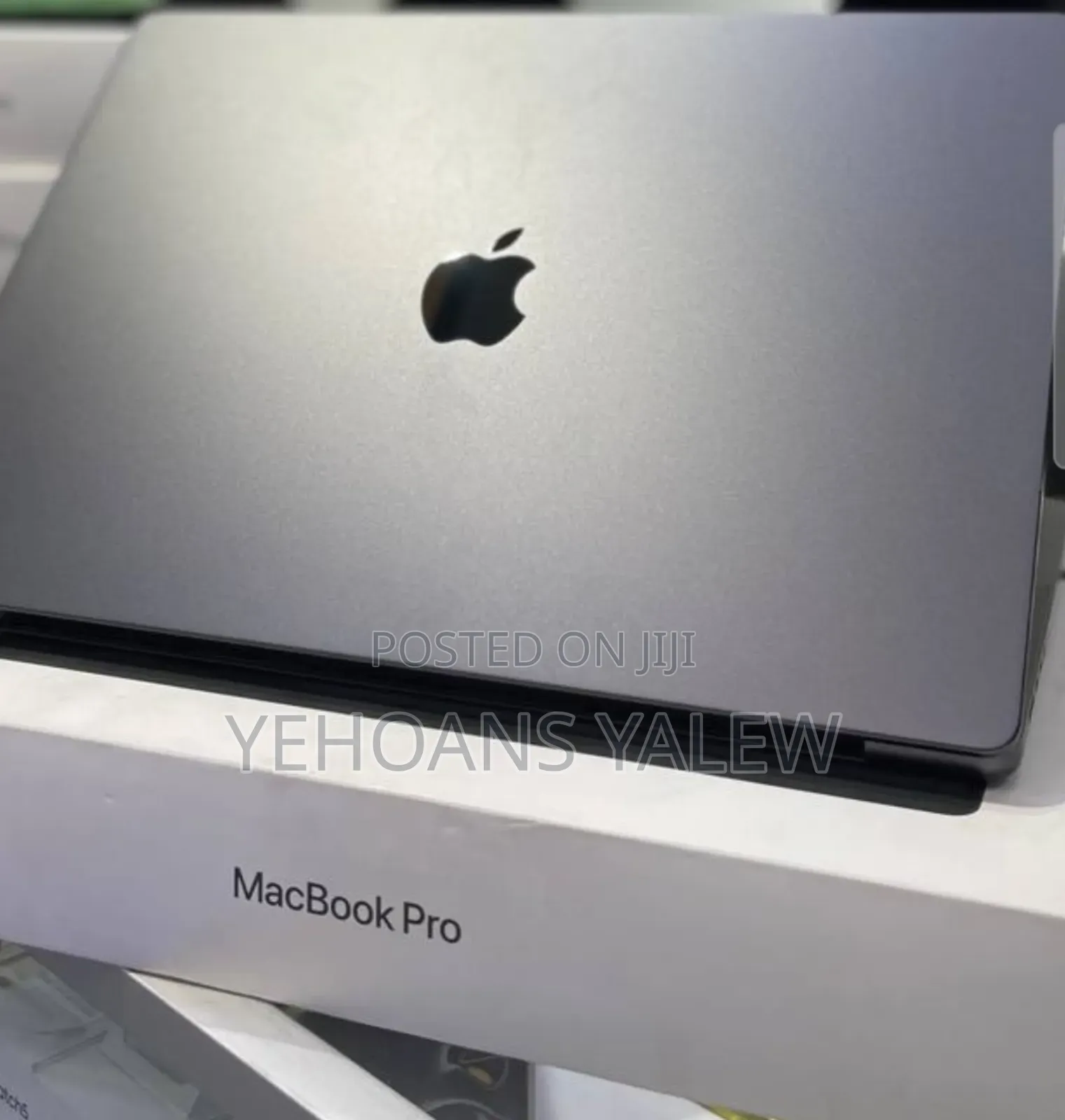 New Laptop Apple MacBook Pro 2024 M4 Max 48GB Apple M4 Max SSD 2T
