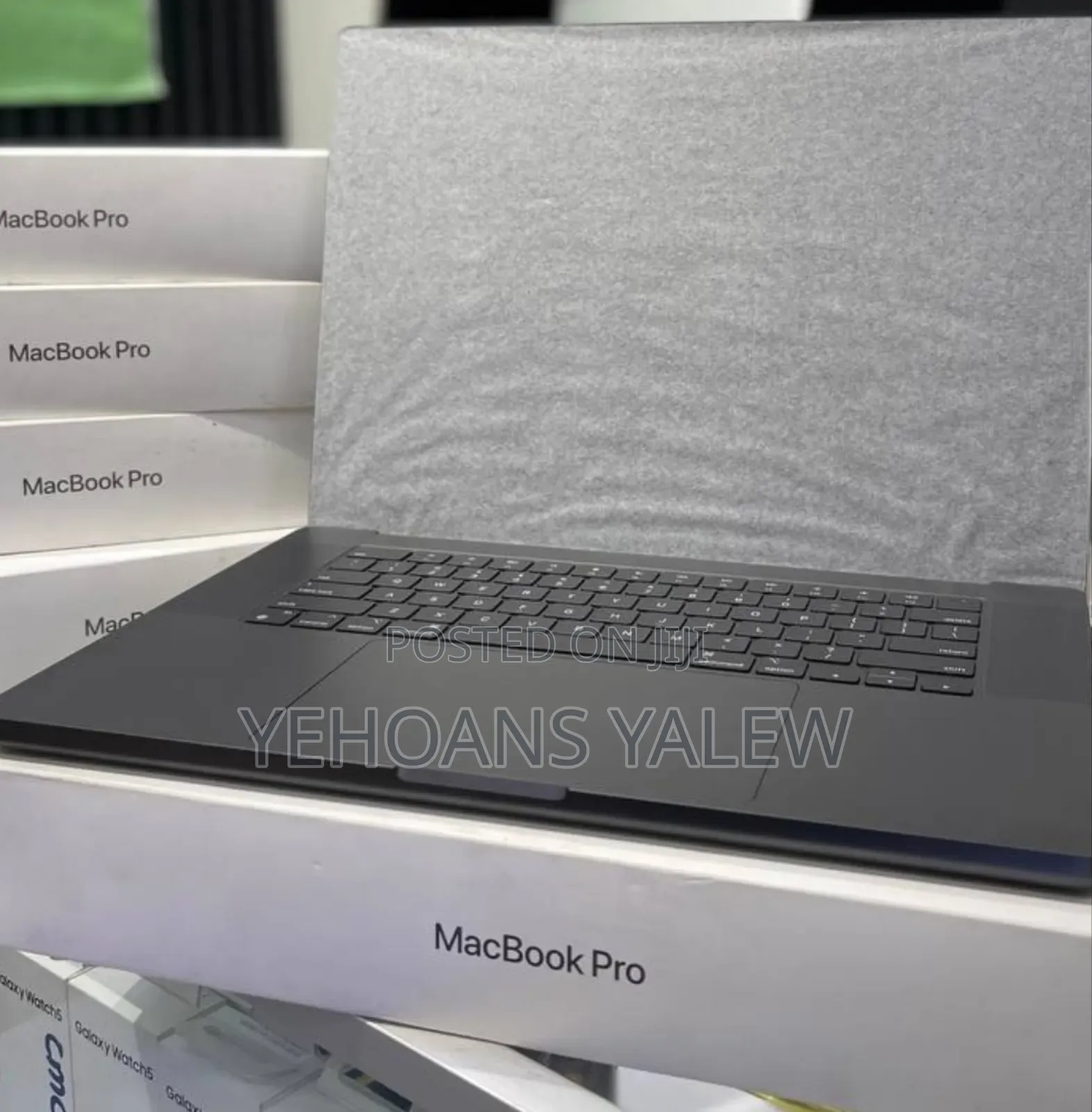 New Laptop Apple MacBook Pro 2024 M4 Max 48GB Apple M4 Max SSD 2T