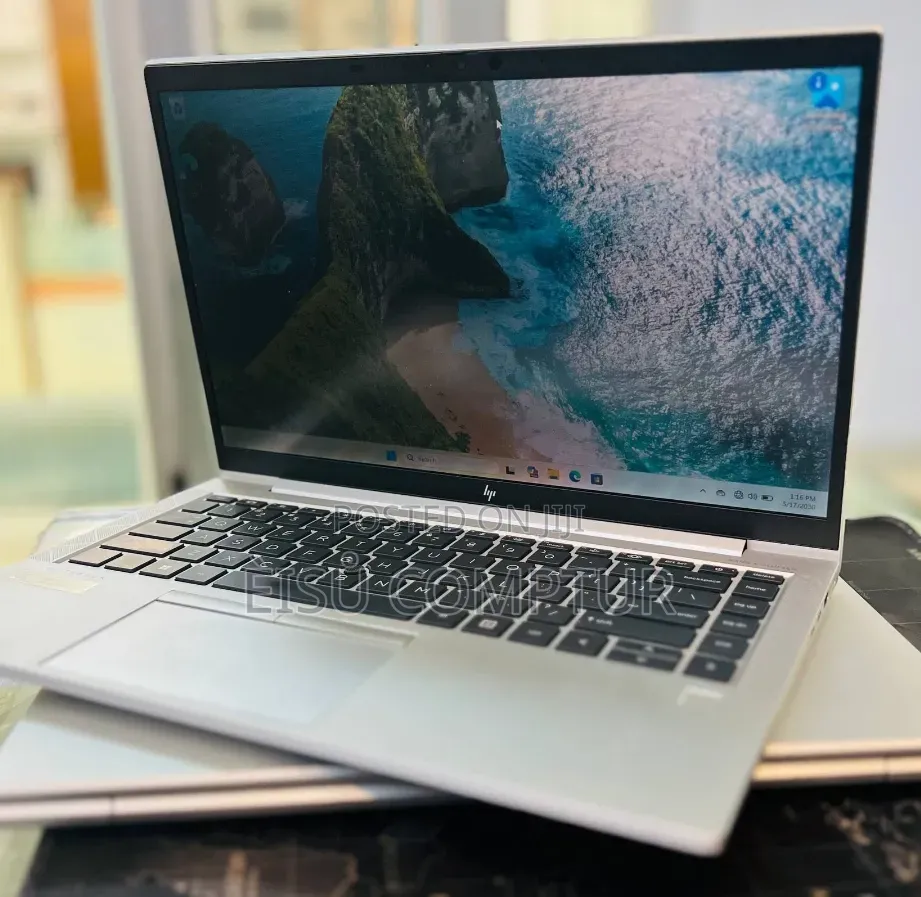 New Laptop HP EliteBook 845 G8 16GB AMD Ryzen 7 SSD 512GB