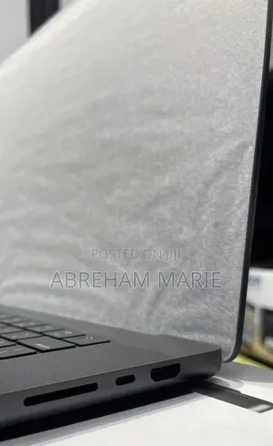 New Laptop Apple MacBook Pro 2024 M4 Max 48GB Apple M4 Max SSD 2T