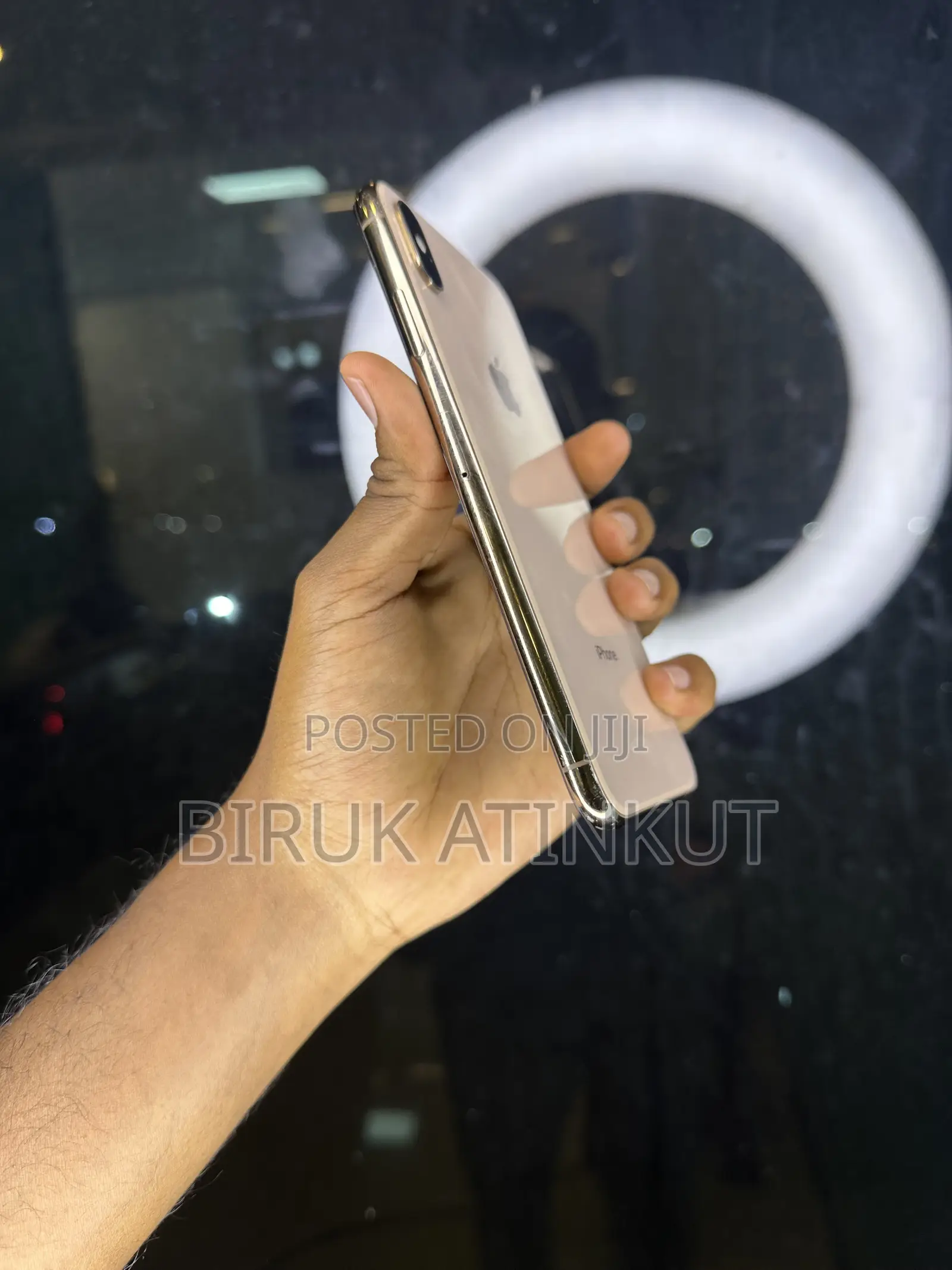 New Apple iPhone XS Max 64 GB Gold