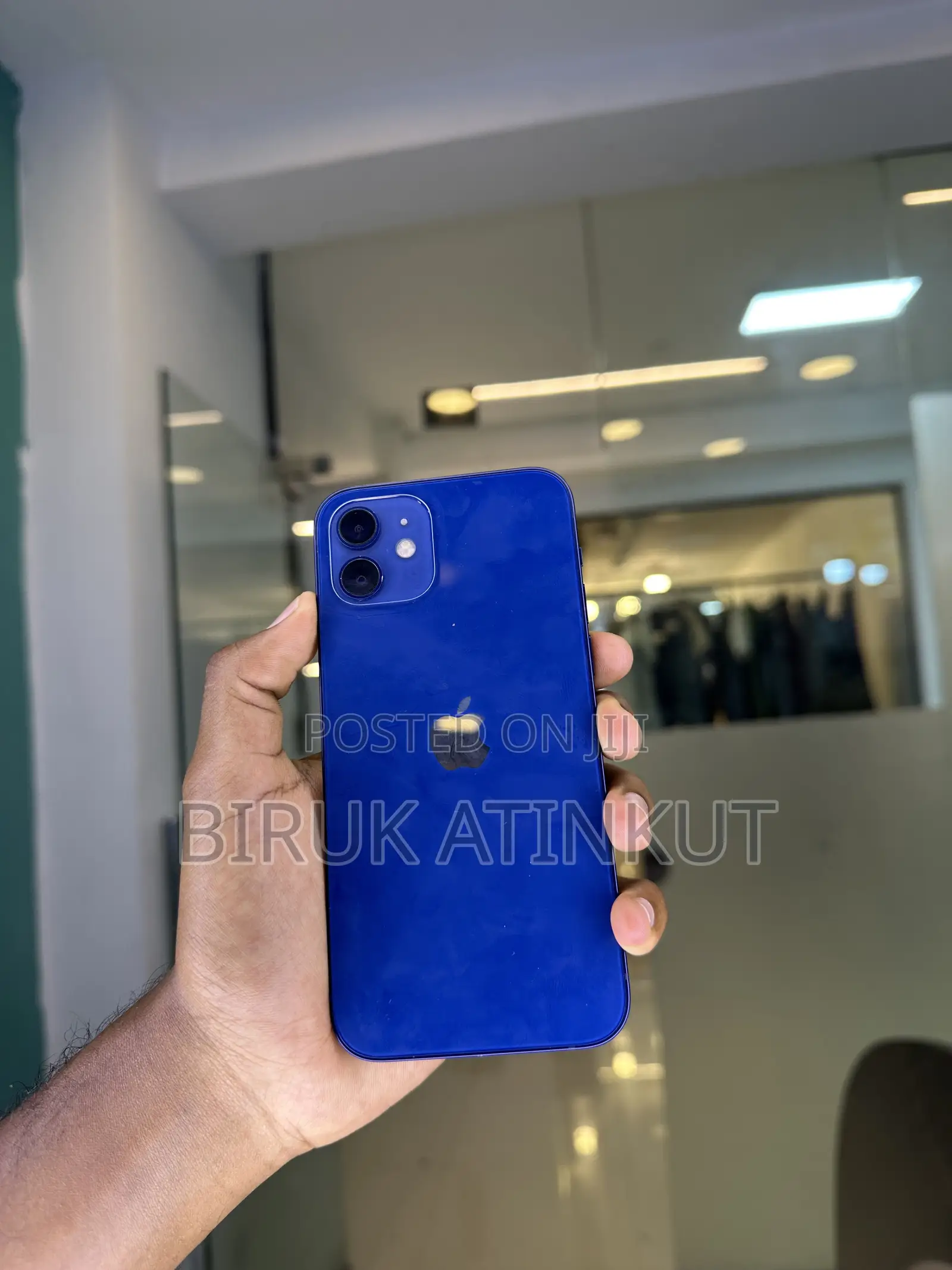 New Apple iPhone 12 64 GB Blue