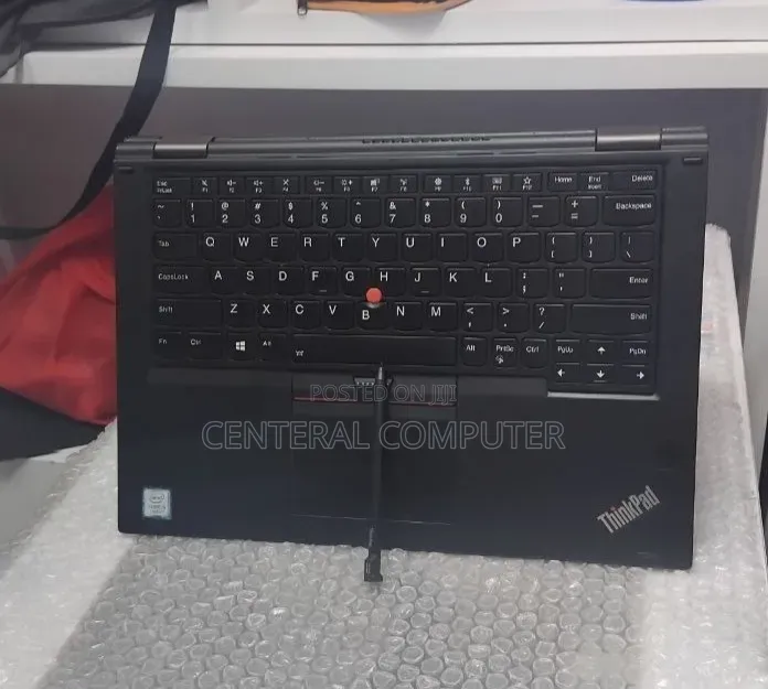 New Laptop Lenovo ThinkPad Yoga 370 16GB Intel Core i5 SSD 512GB