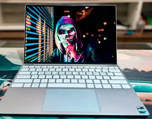 New Laptop Dell XPS 13 16GB Intel Core i7 SSD 512GB