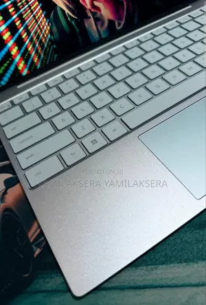 New Laptop Dell XPS 13 16GB Intel Core i7 SSD 512GB