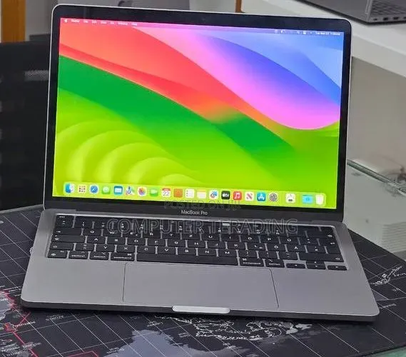 New Laptop Apple MacBook 2020 8GB Apple M1 SSD 256GB
