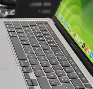 New Laptop Apple MacBook 2020 8GB Apple M1 SSD 256GB