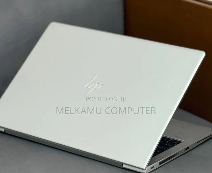 New Laptop HP EliteBook 830 G5 8GB Intel Core i5 SSD 512GB