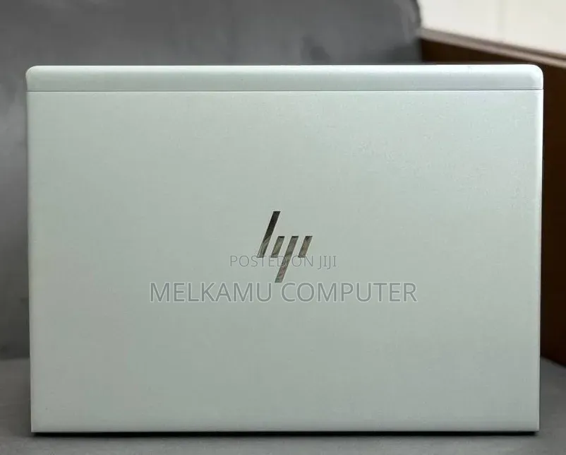 New Laptop HP EliteBook 830 G5 8GB Intel Core i5 SSD 512GB