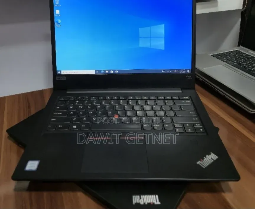 New Laptop Lenovo ThinkPad Yoga 8GB Intel Core i5 SSD 256GB