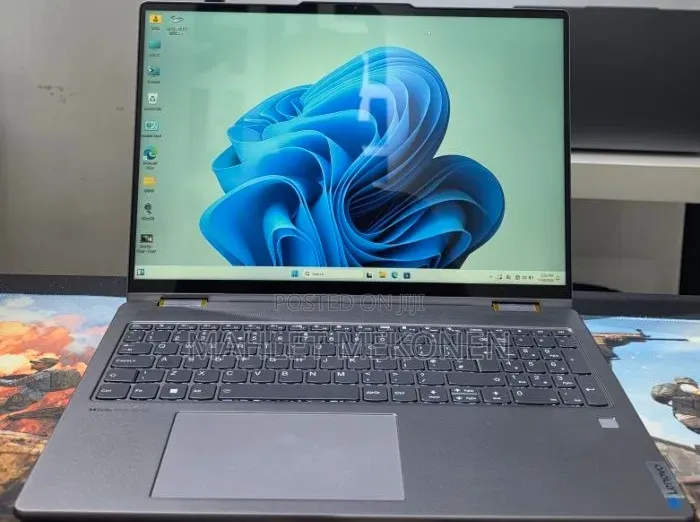 New Laptop Lenovo Yoga 260 16GB Intel Core i7 SSD 512GB