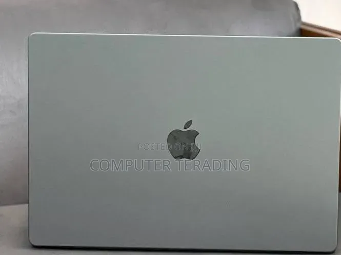 New Laptop Apple MacBook Pro 2021 M1 16GB Apple M1 SSD 512GB