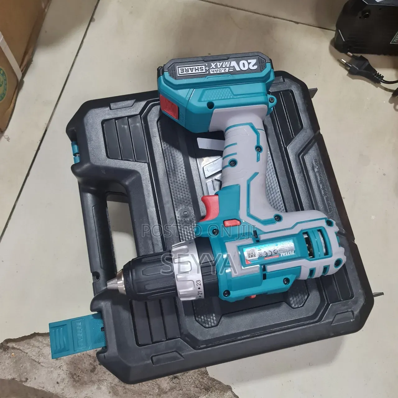 Chargable Drill