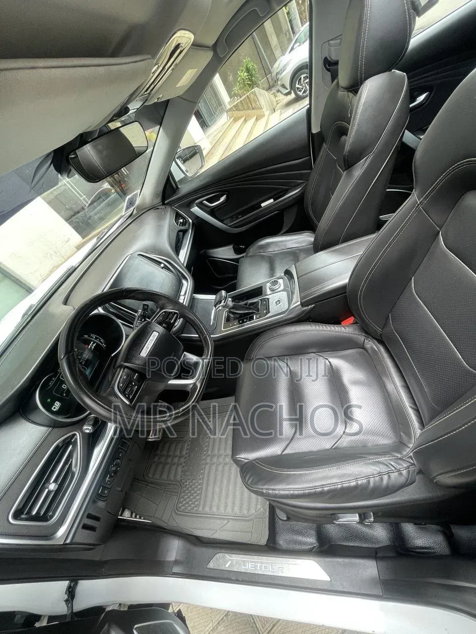 Jetour X70 1.5 7-Seater FWD 2022 White