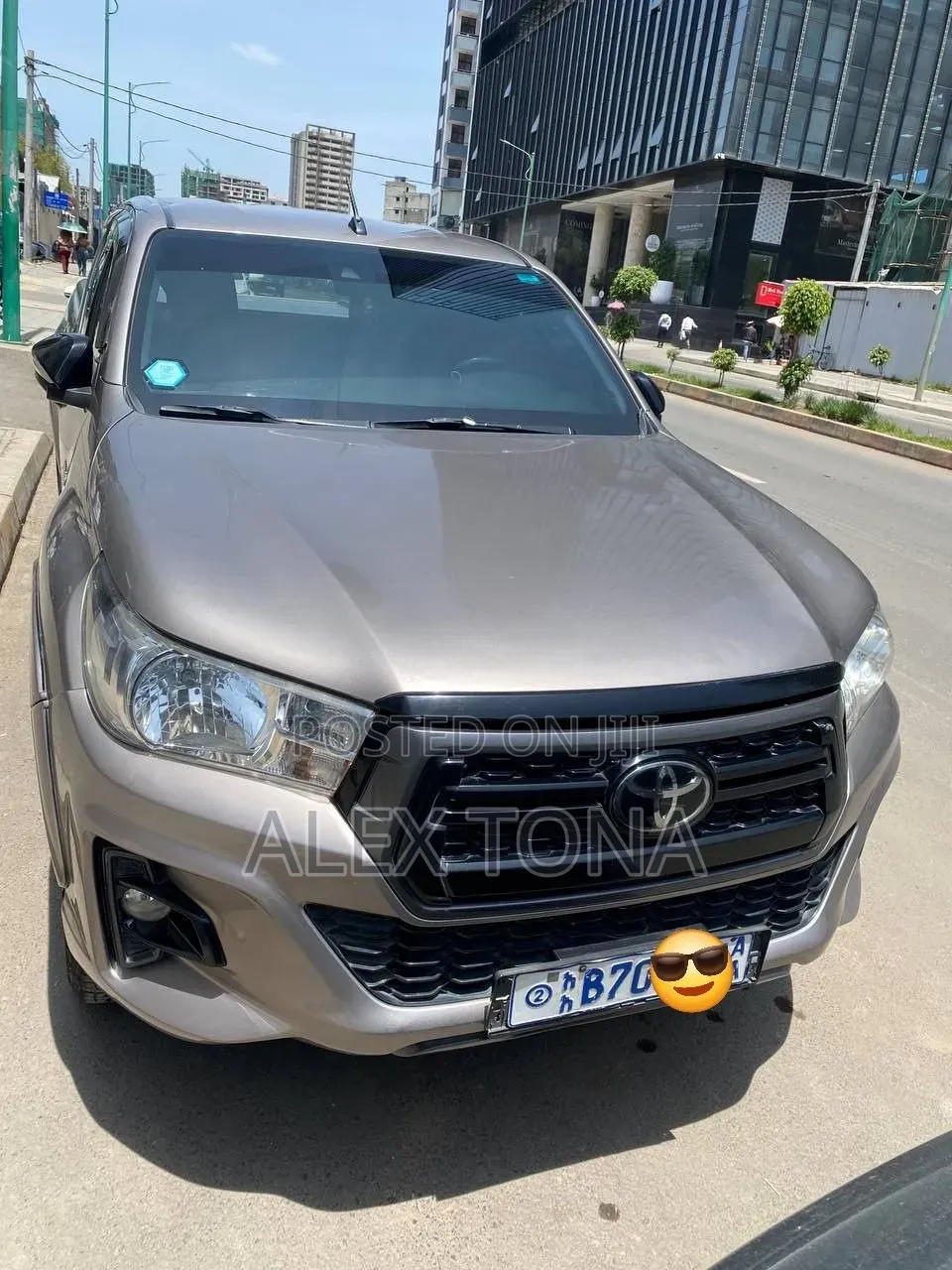 Toyota Hilux 2020 Gray