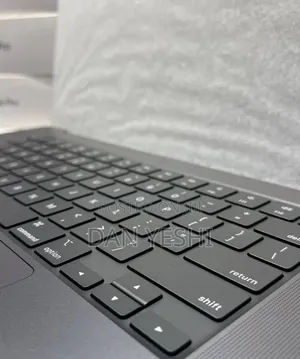 New Laptop Apple MacBook Pro 48GB Apple M4 Max SSD 2T