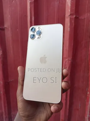 New Apple iPhone 11 Pro Max 256 GB Gold