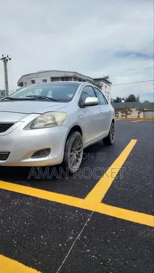 Toyota Belta 2007 Silver