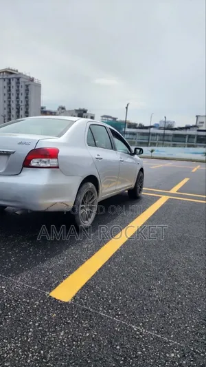 Toyota Belta 2007 Silver