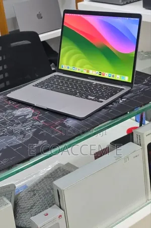 New Laptop Apple MacBook 8GB SSD 256GB