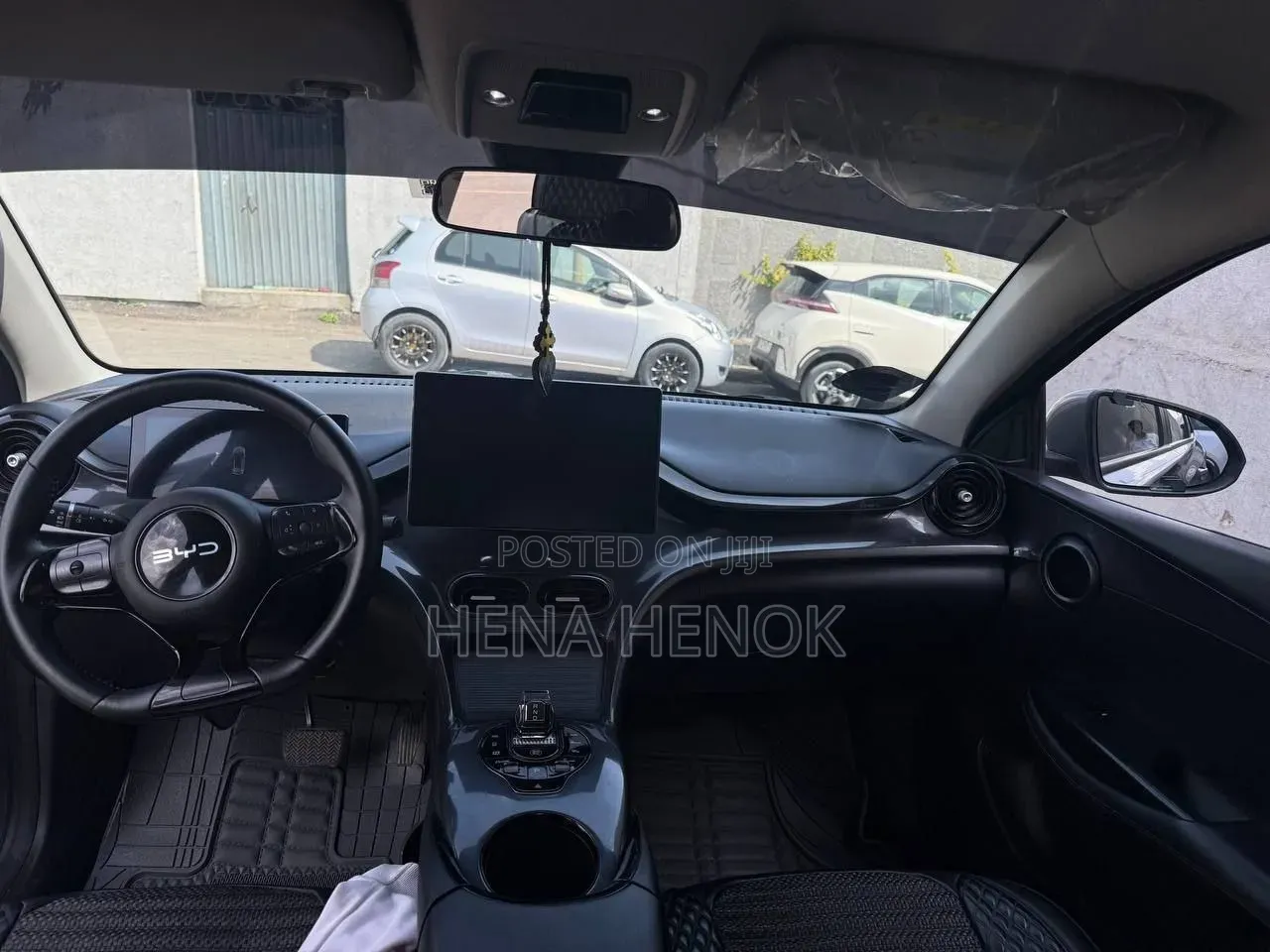BYD E2 43 kWh 94 hp FWD 2024 Silver