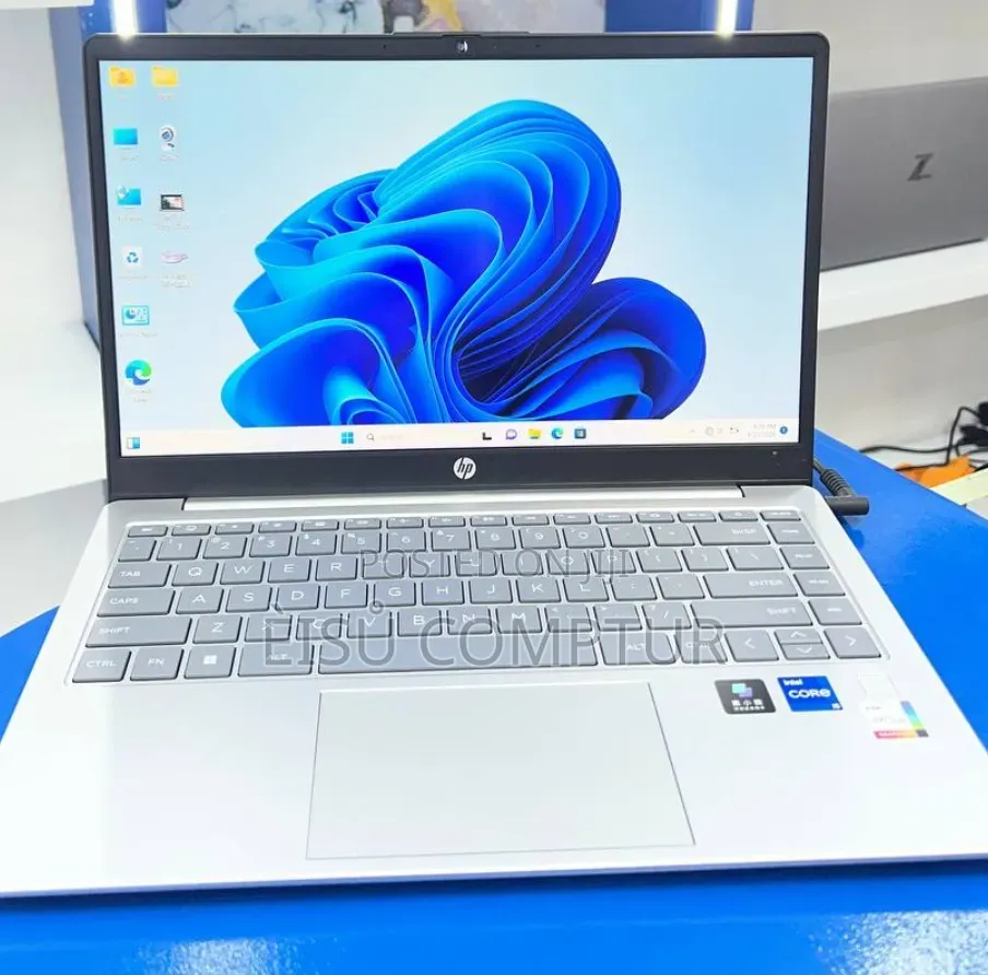 New Laptop HP Stream Notebook 16GB Intel Core i5 SSD 512GB