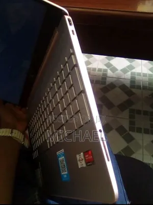 Laptop HP 15 4GB Intel Core i5 SSD 128GB