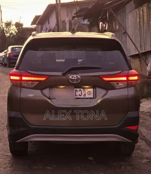 Toyota Rush 2021 Gray