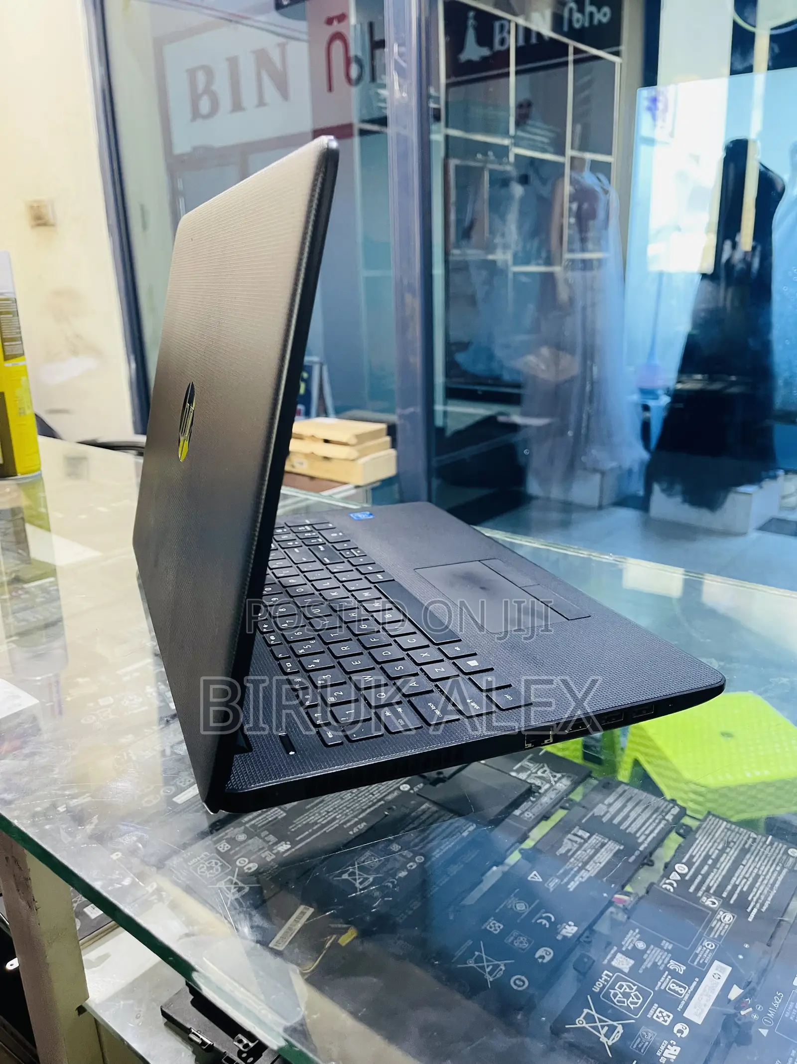 New Laptop HP 240 G7 4GB Intel Pentium HDD 500GB