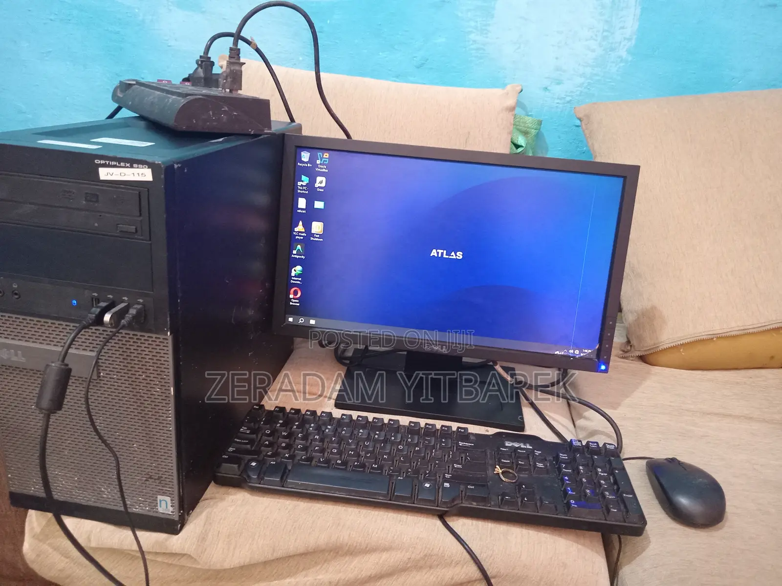 Desktop Computer Dell 4GB Intel Core i5 HDD 500GB