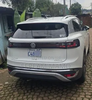 Volkswagen ID.6 2023