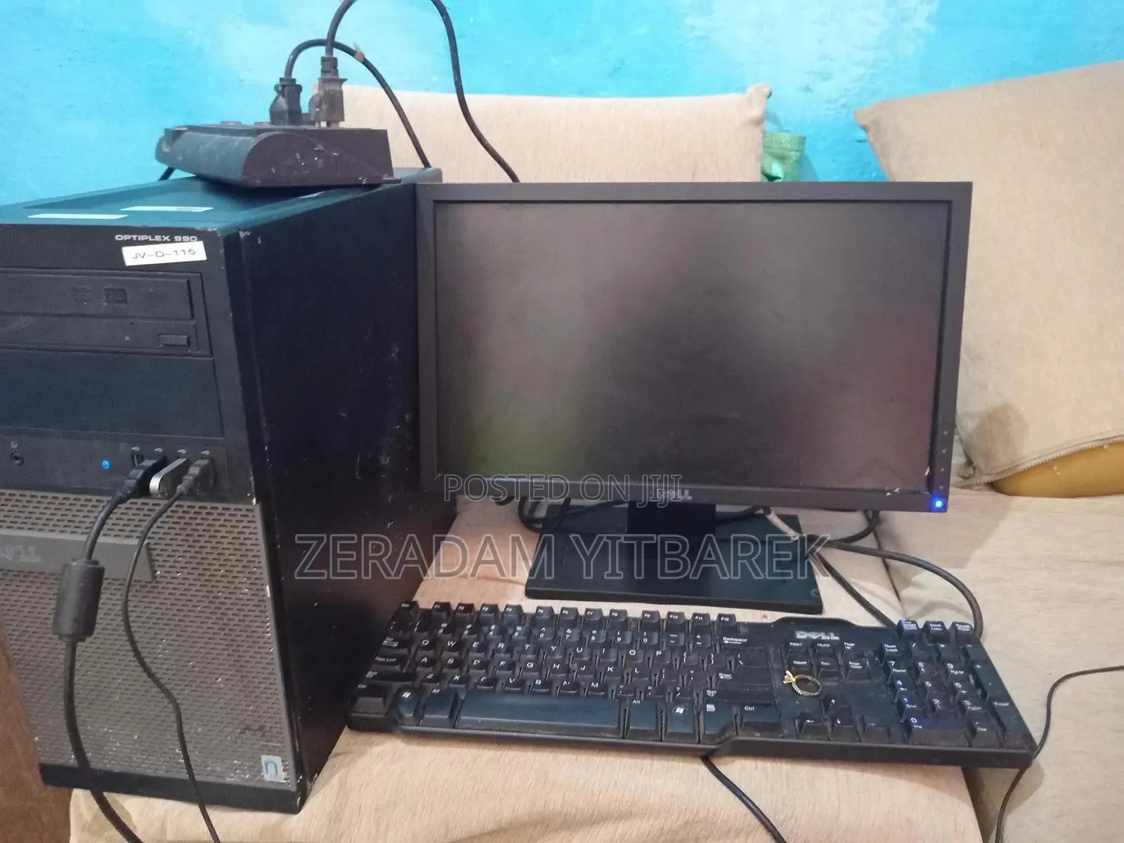 Desktop Computer Dell 4GB Intel Core i5 HDD 500GB