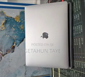 New Laptop Apple MacBook Air 2020 M1 16GB Intel Core i7 SSD 512GB