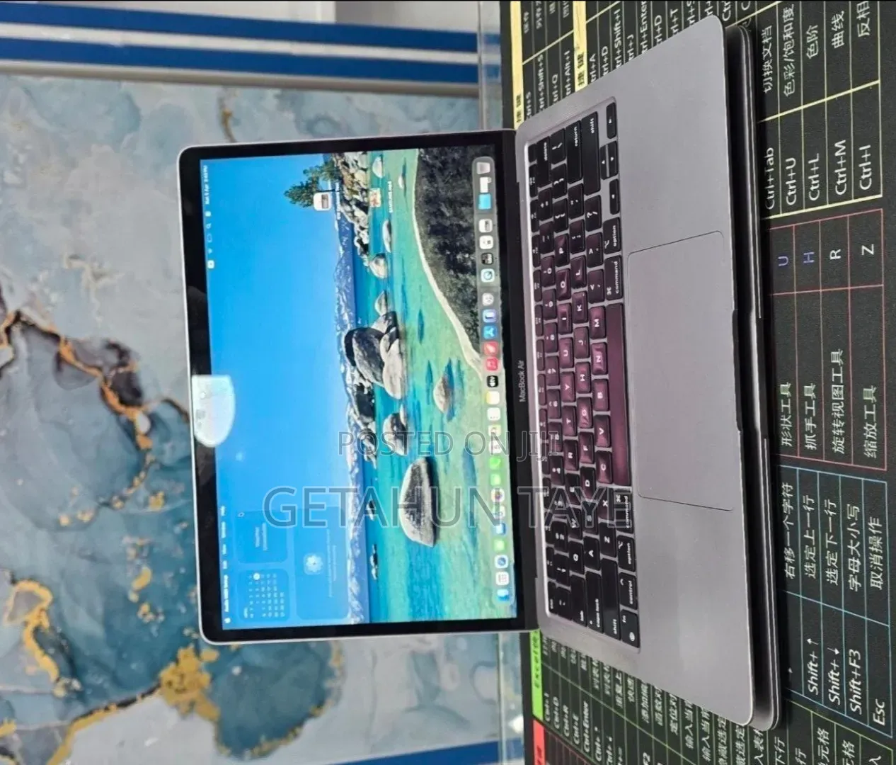 New Laptop Apple MacBook Air 2020 M1 16GB Intel Core i7 SSD 512GB