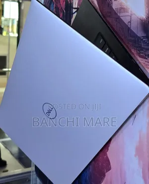 New Laptop Dell XPS 13 8GB Intel Core i7 SSD 256GB