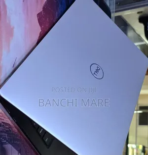 New Laptop Dell XPS 13 8GB Intel Core i7 SSD 256GB