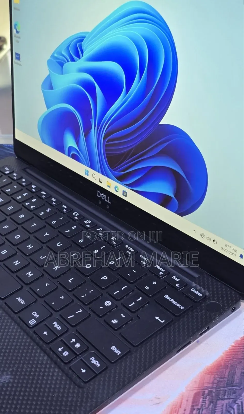 New Laptop Dell XPS 13 8GB Intel Core i7 SSD 256GB