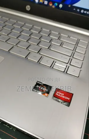 New Laptop HP 8GB AMD Ryzen 5 SSD 512GB
