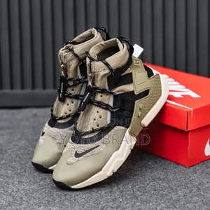 Nike Air Huarache Gripp Olive-Toned Unisex Fashion Sneakers